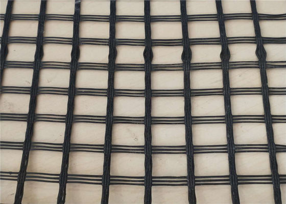 Pavement Plastic Compound 100x3.95m Fiberglass Geogrid For Road Construction