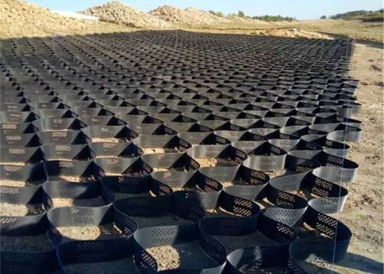 Material Surface Smooth Hdpe Geocell Welding Space 330mm ~ 1600mm